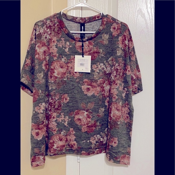 LAST! Size S - Boxy sweater tee - Picture 1 of 1